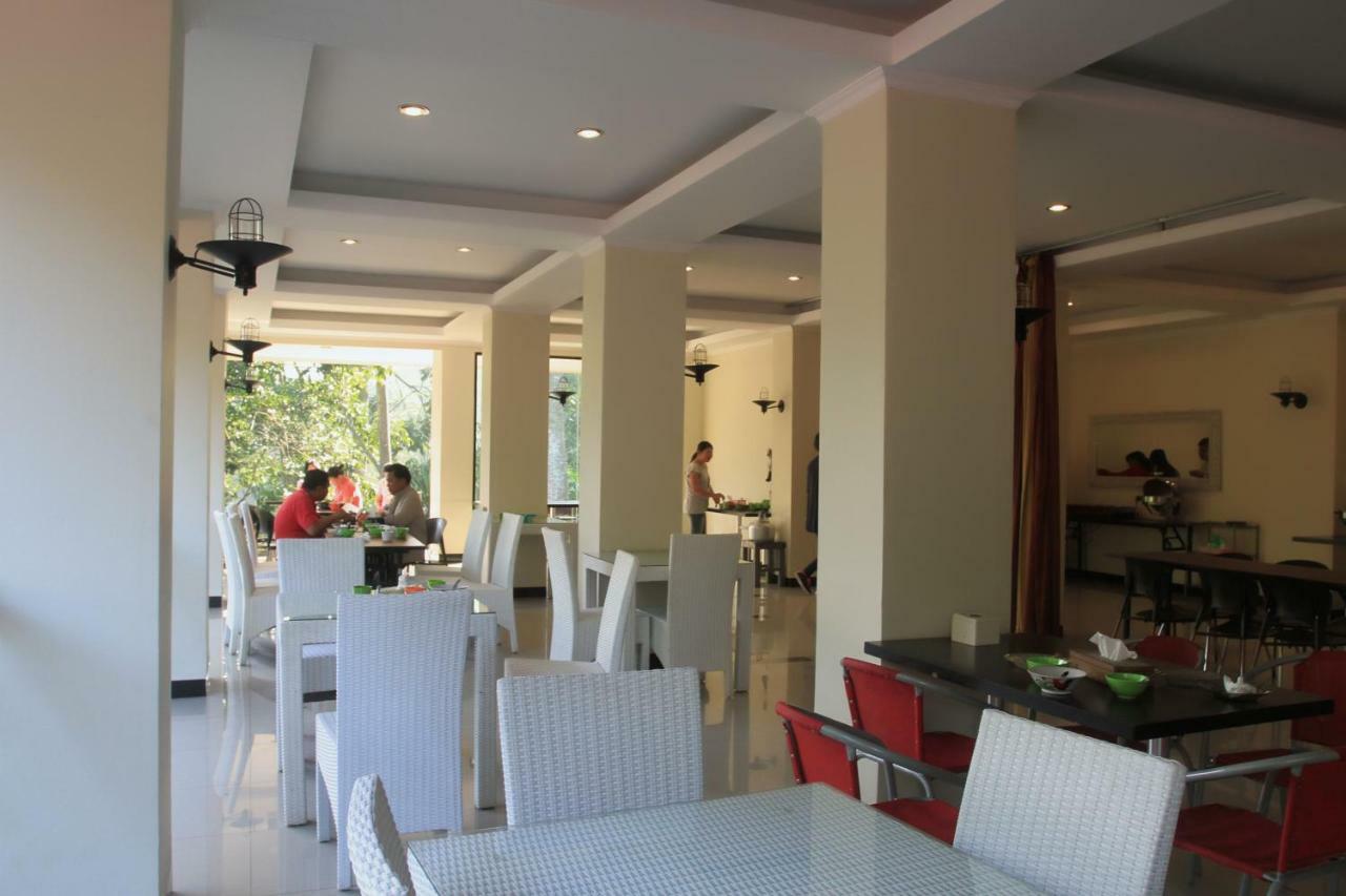 למבאנג Bantal Guling Villa מראה חיצוני תמונה